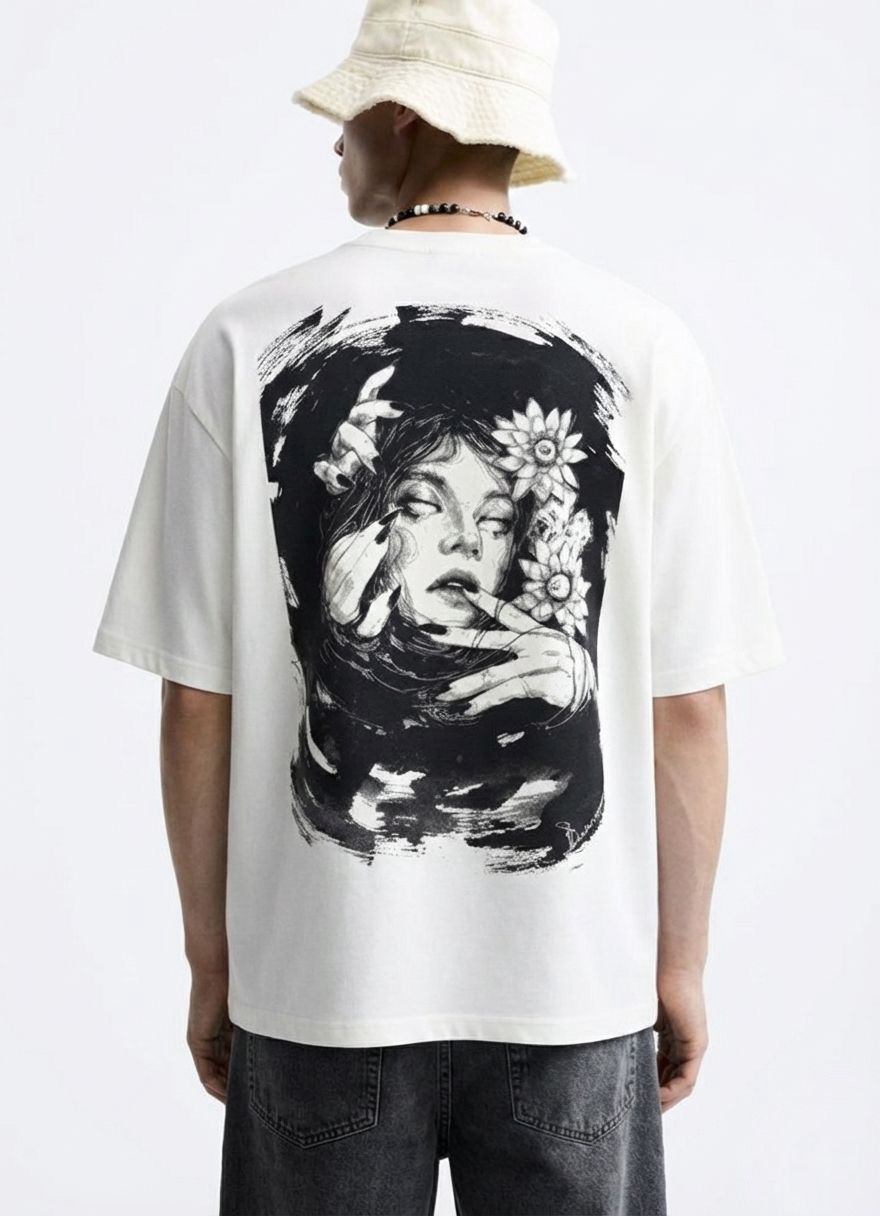 GOTHIC BLOOM OVERSIZED GRAPHIC T-SHIRT